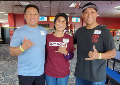 Hawaii Magician Illusionist | Close Up Magic | Table Magic | Illusions | Former Assistants Tony Baron and Danielle Pulawa - 43yrs later:)